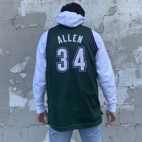 Milwaukee Bucks Ray Allen Jersey *Authentic* - Picture 3 of 4